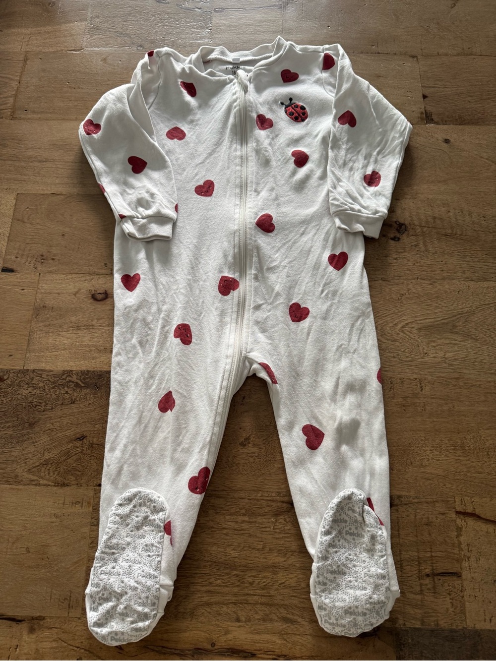 Pekkle White Baby One-Piece Footed Pajamas with Red Hearts novelty sz 18 months